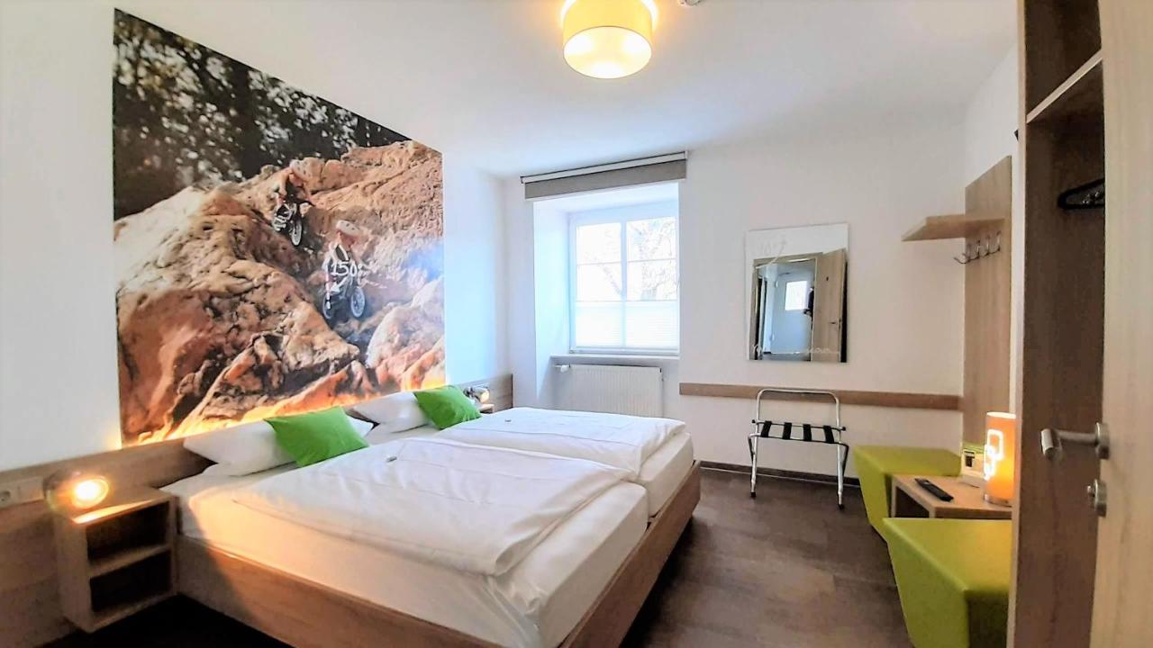 Winkelwerkstatt Hotel Kröv エクステリア 写真